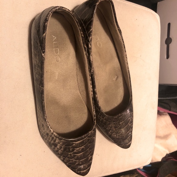 GUC “snake” embossed heels from Aldo. - Picture 2 of 4